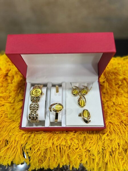 Ensemble Bijoux et Montre Luxe