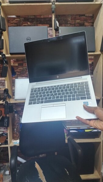 HP ELITEBOOK SAC ET SOURIS OFF