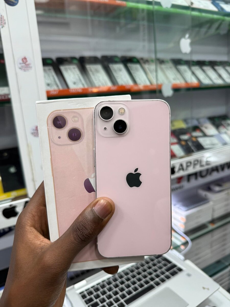 iPhone 13simple 128Go tout