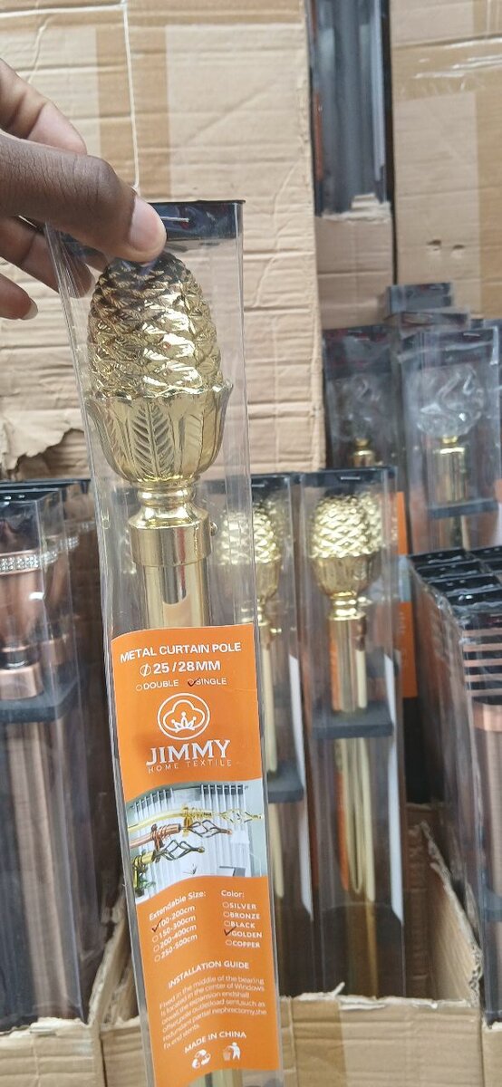 Tringle à Rideau en Métal Doré