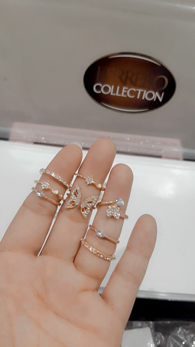 matel jewellery set