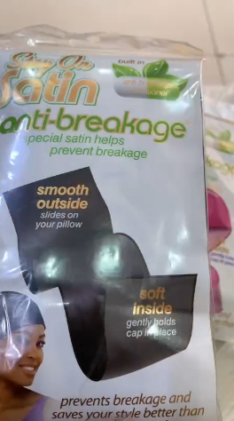 Stayon satin bonnets black