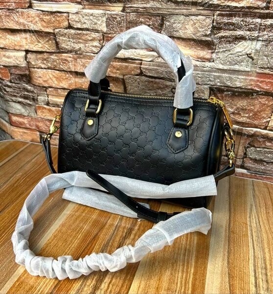 Sac bandoulière en cuir élégant