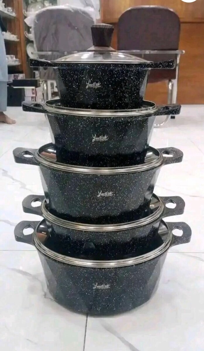 12 pcs nonstick cookware set