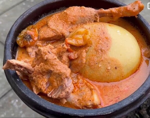 Foutou sauce arachide