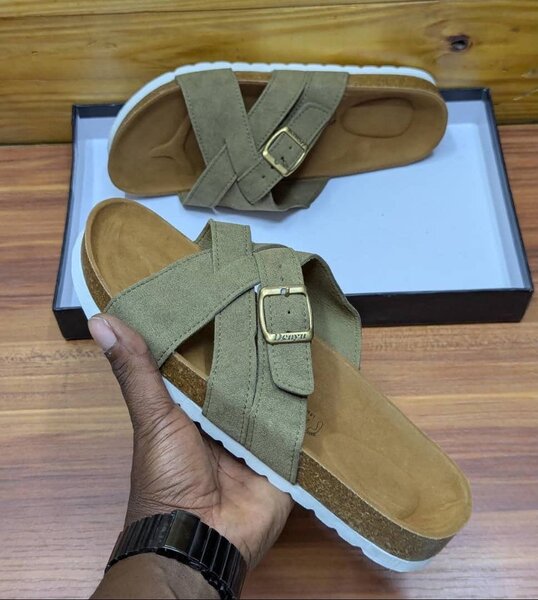 Sandales en cuir décontractées