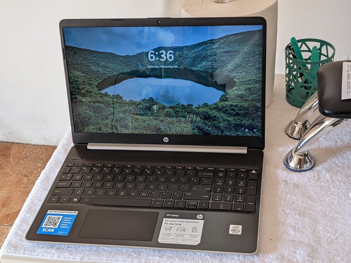 HP 15-DY1051WM 2021 Model