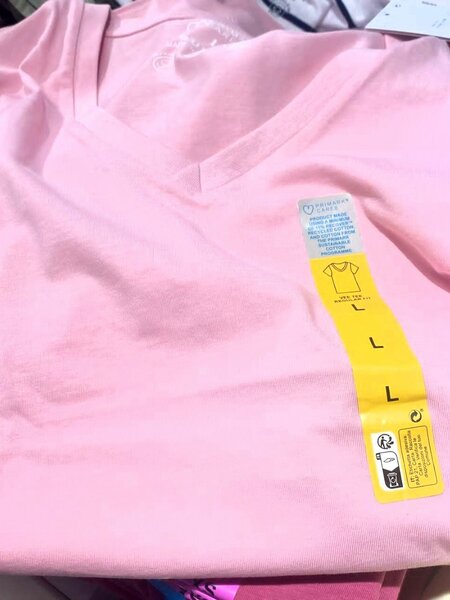 T-shirt rose col V