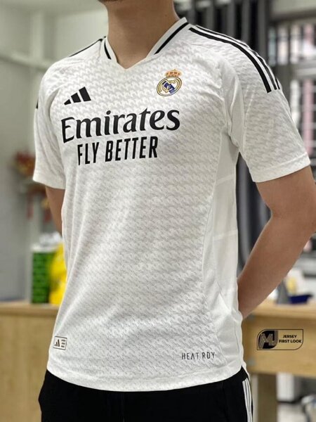 Maillot de réal