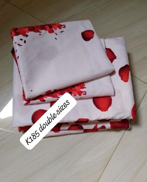 Bed linen set (2 sheets and 2 pillowcases)