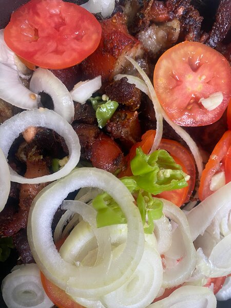 Viande de porc grillée épicée