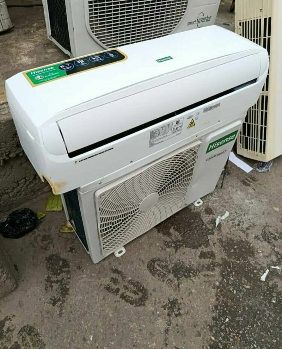 HISENSE 1.5hp available in box