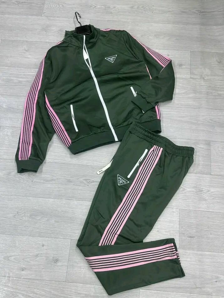 Costumes sport pour hommes élégants