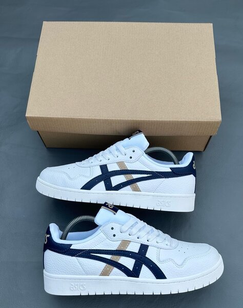 Baskets blanches tendance homme