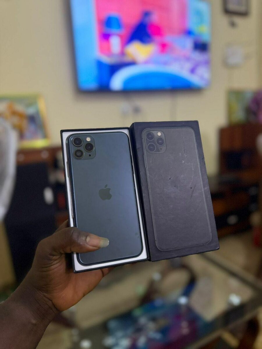 Iphone 11 pro max 64 giga