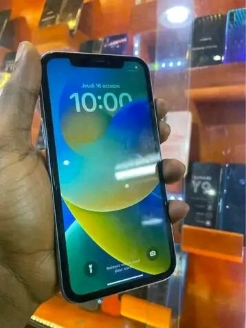 iPhone XR Bleu 64 Go