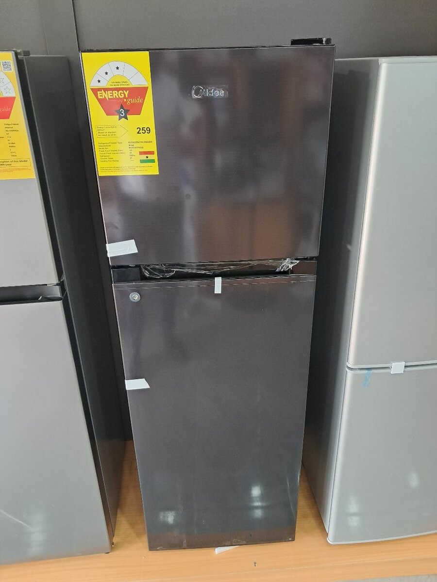 Midea top freezer fridge 173 littres