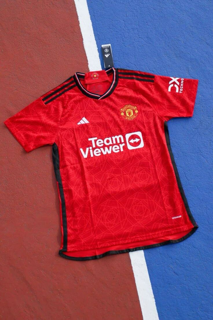 Maillot de football rouge 2023