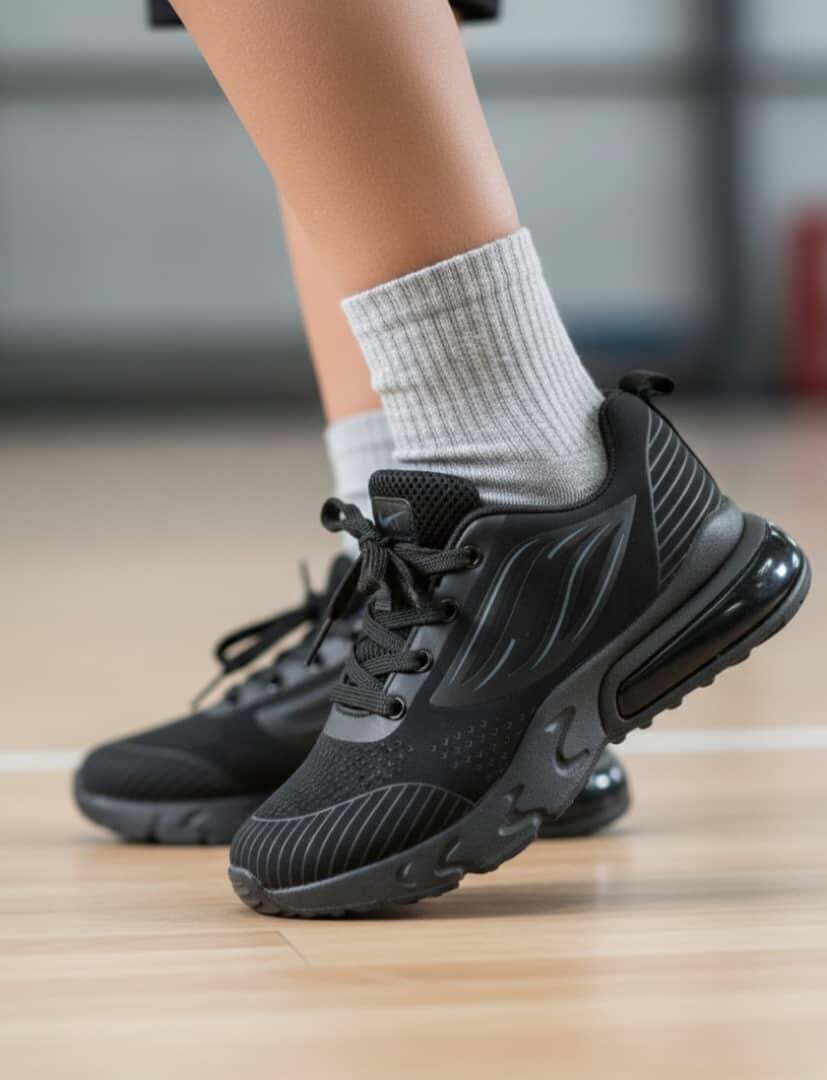 Baskets noires sport légères