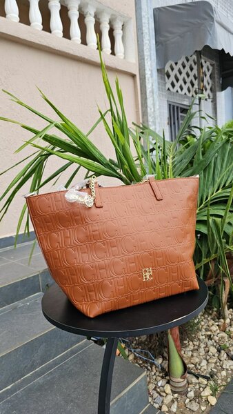 Sac cabas élégant en cuir pour femme