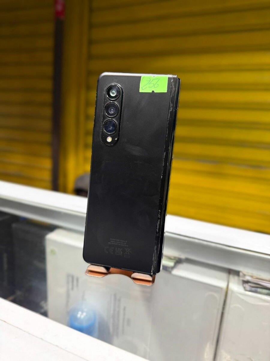 Samsung Fold 3 256Go 2nd main