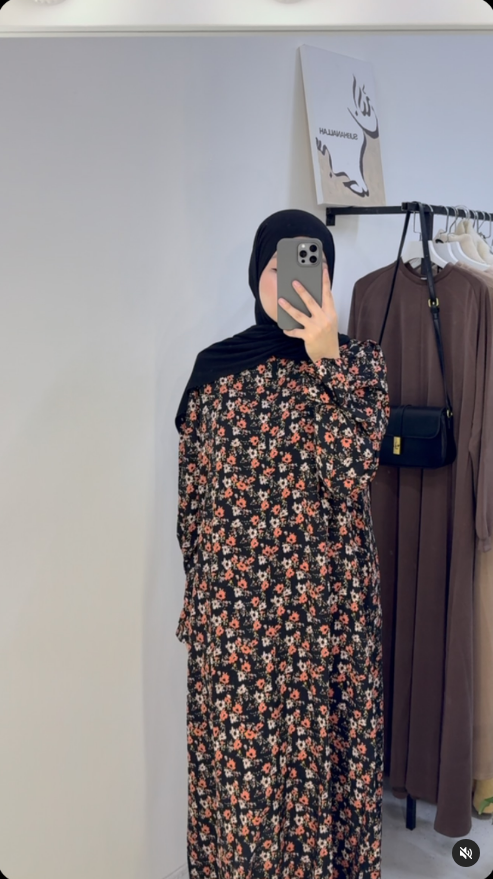 Платье на лето из ткани флория