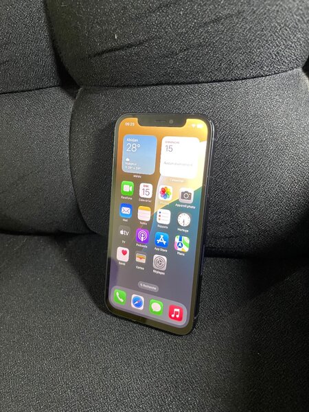 iPhone 12 Bleue Nuit