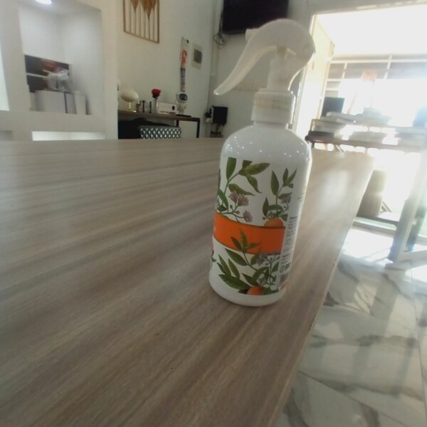 Spray désodorisant parfumé