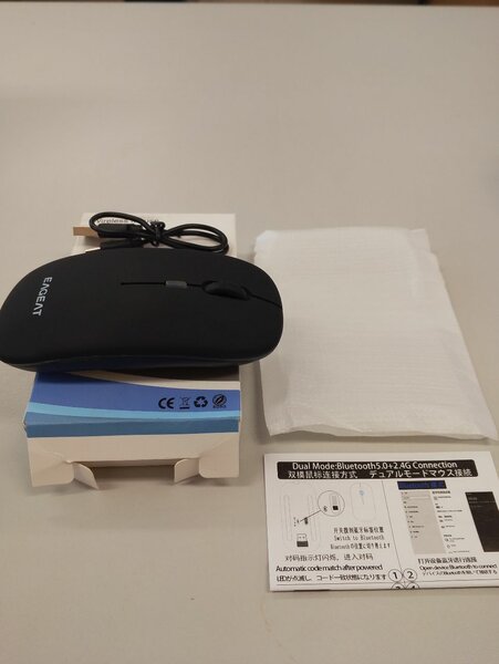 Souris sans fil Bluetooth compacte