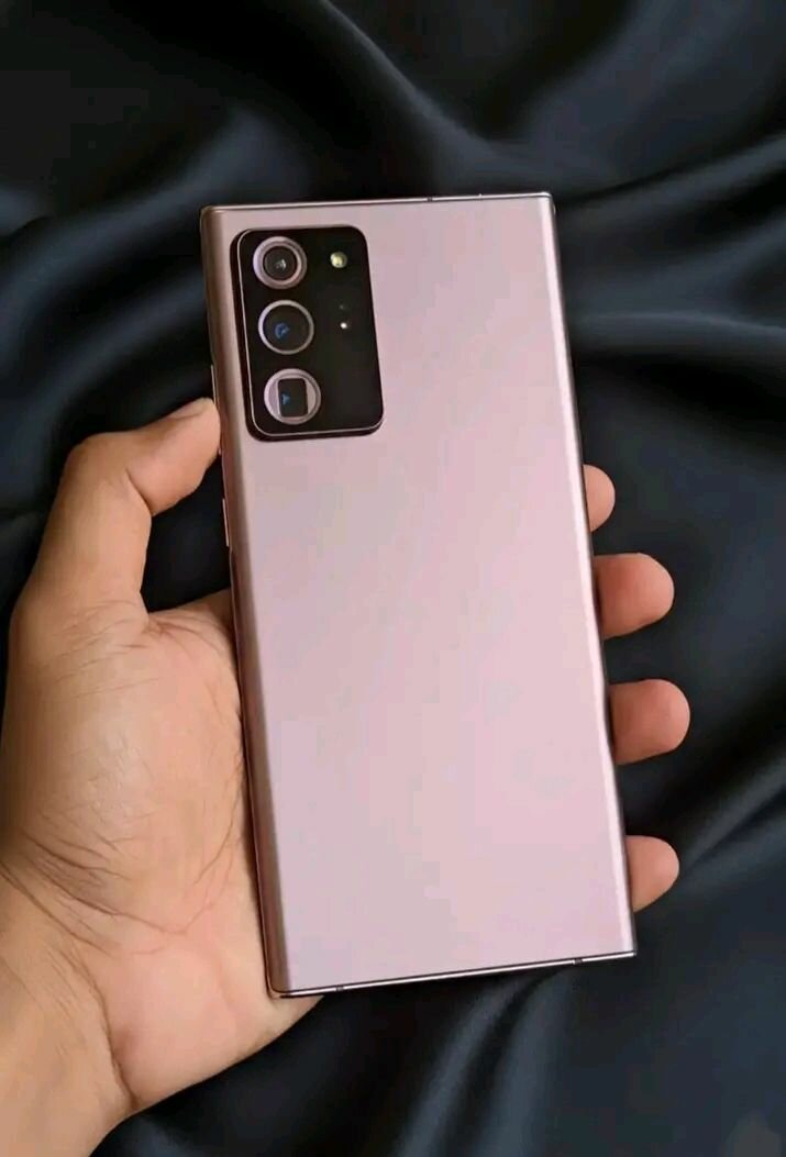 Smartphone avec Stylet S Pen