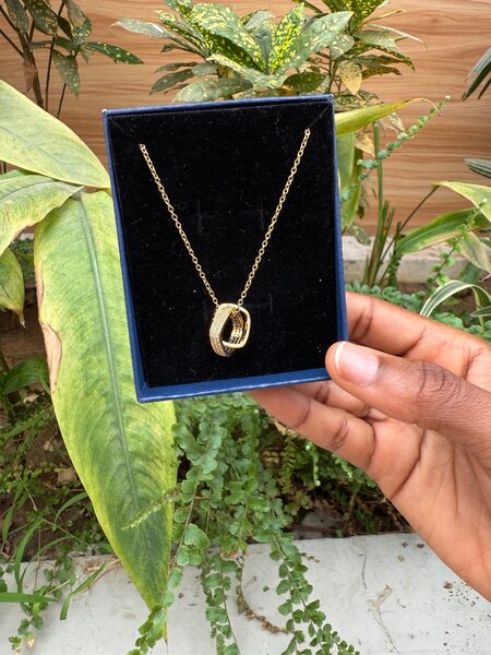 Collier en or plaqué