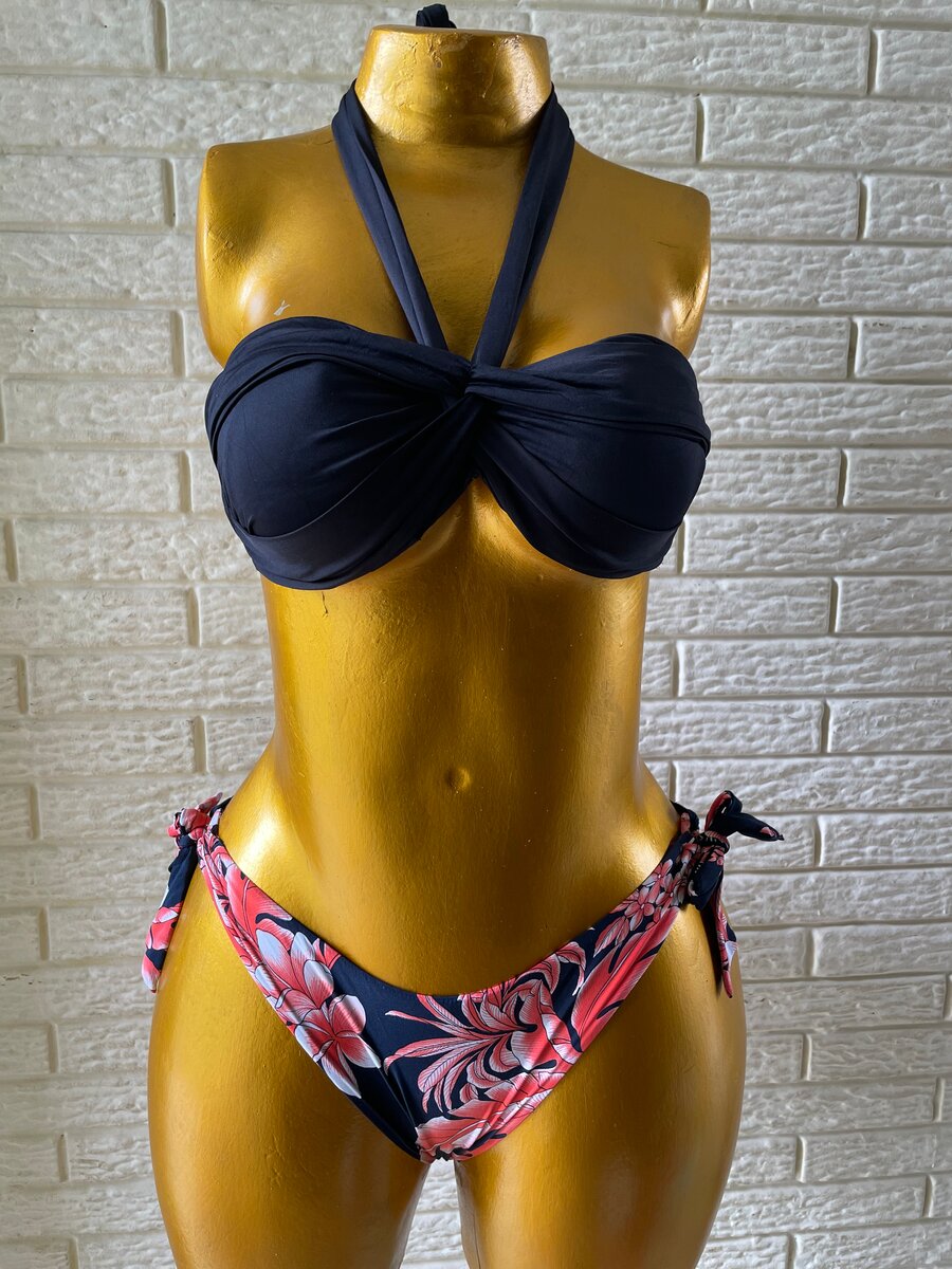Bikini élégant femme
