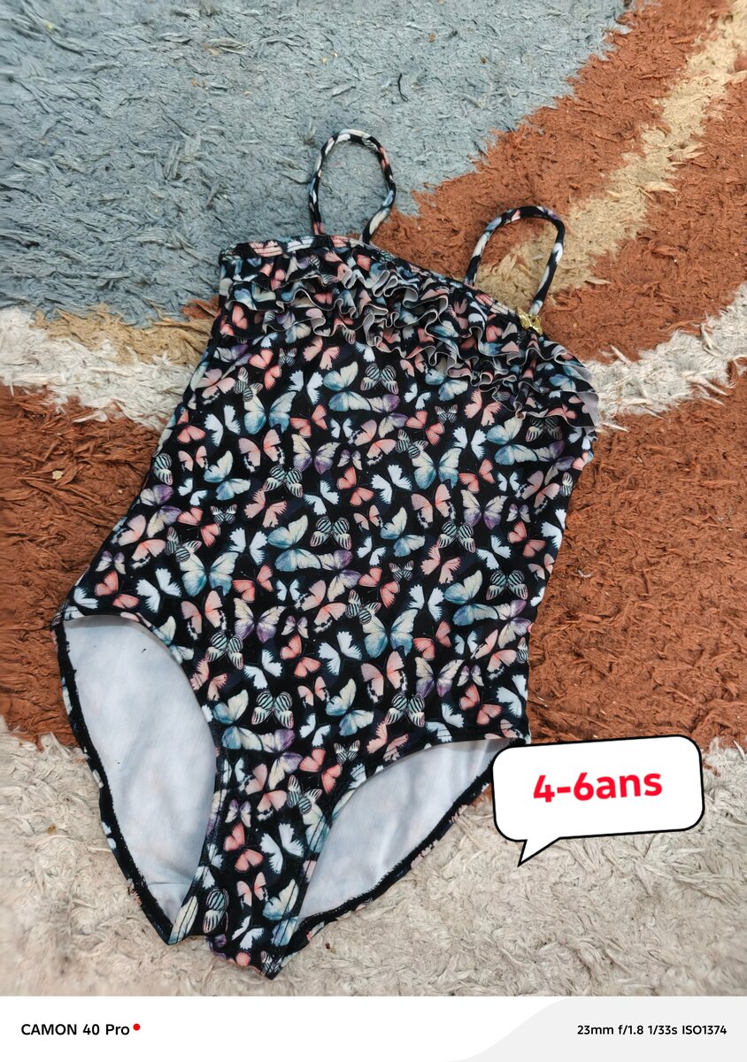 Maillot de bain fille papillons