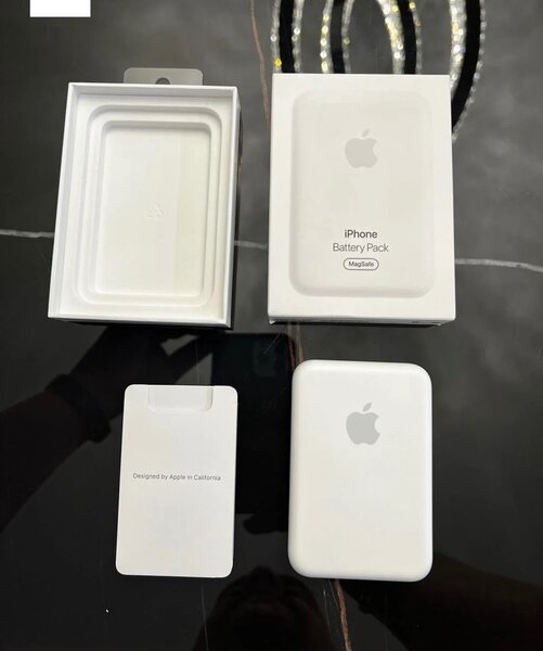 Apple MagSafe Battery Pack