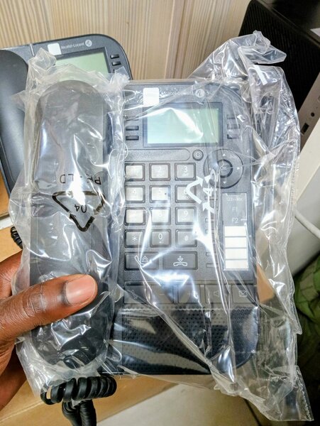 POSTE FIXE ALCATEL 8018 IP