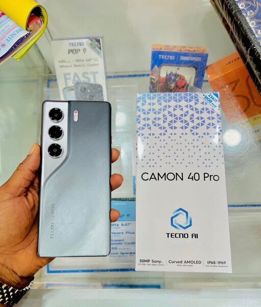 Tecno Camon 40 Pro