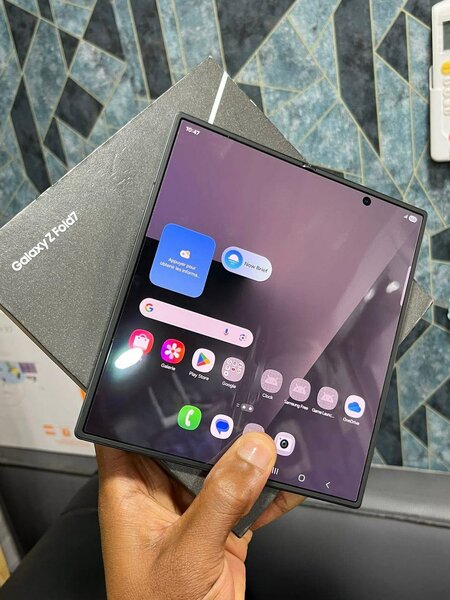 Smartphone pliable Galaxy Z Fold