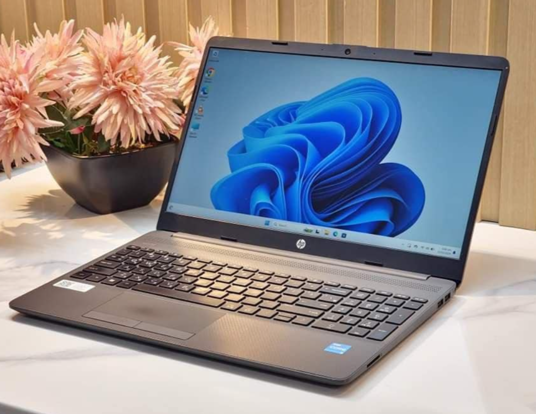 New state HP 250 G8 Notebooks 