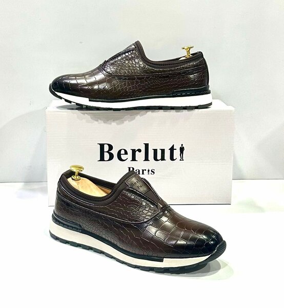 Chaussures en cuir Berluti élégantes
