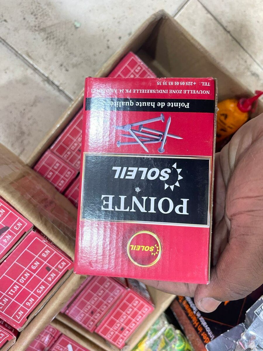 Pointes en acier résistantes