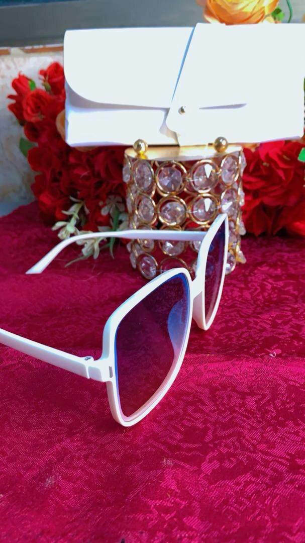 Lunettes de soleil élégantes UV