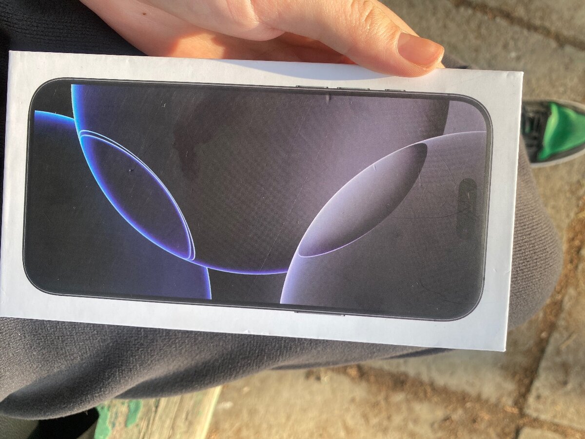 Айфон 16про мах