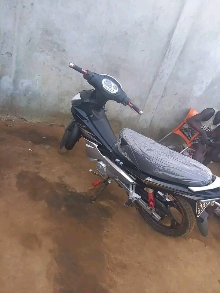 Moto sportive puissante 125cc