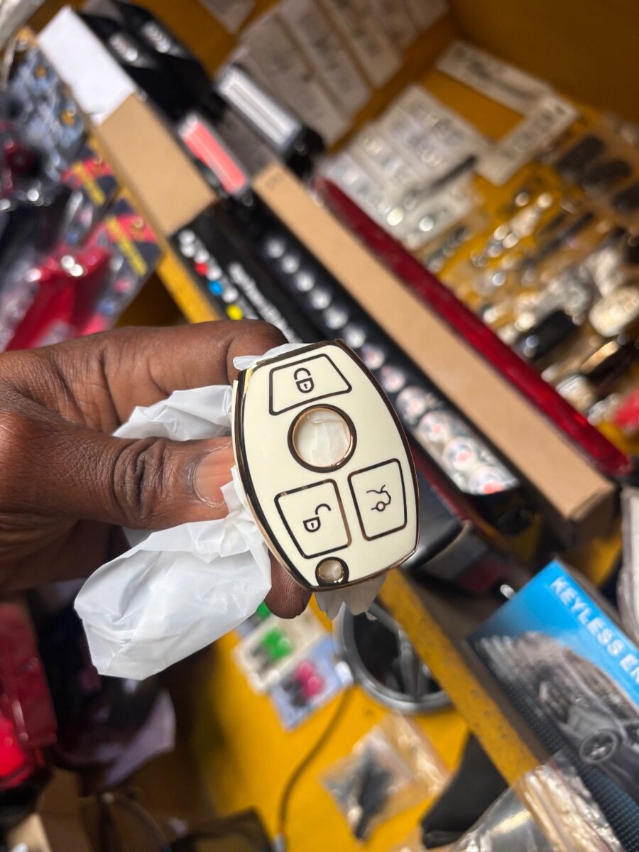 Coque de clé Mercedes-Benz