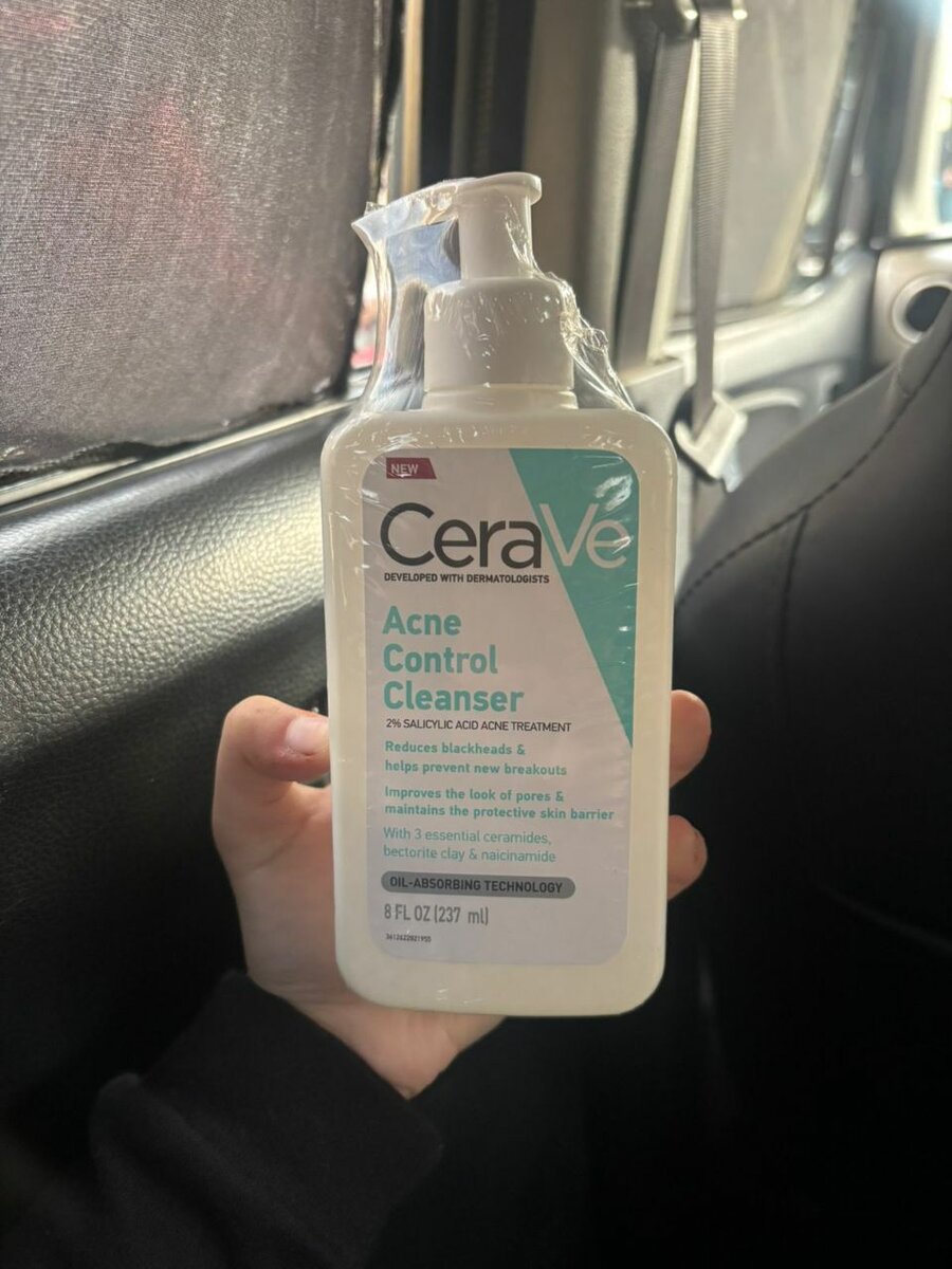 Cera ve acne control cleanser