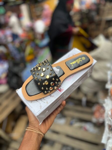 Sandales Femme Cloutées