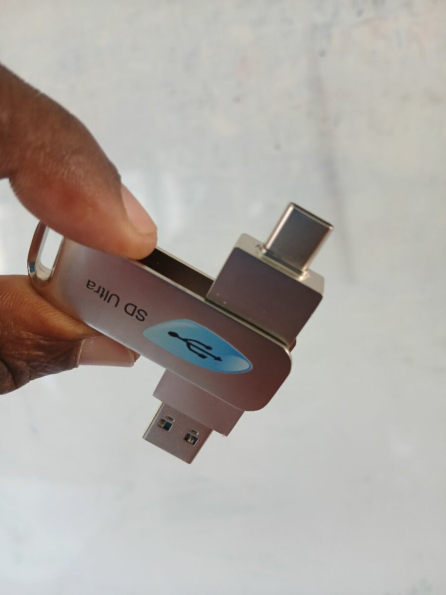 Clé USB 2-en-1 OTG 64GB