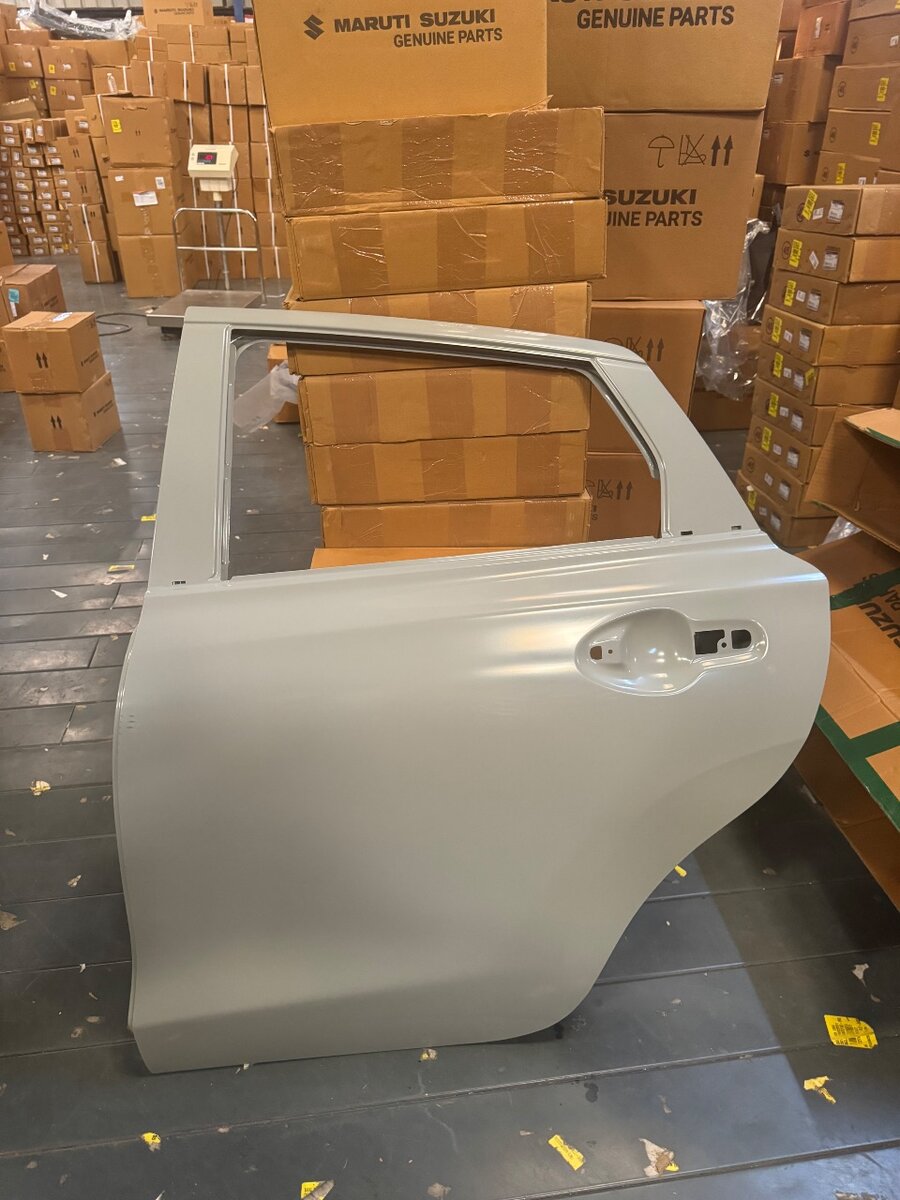 Porte arrière Suzuki Maruti
