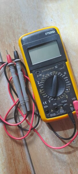 Digital Multimeter DT9205A