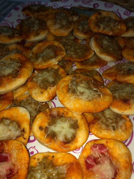 Mini Pizzas Gourmandes